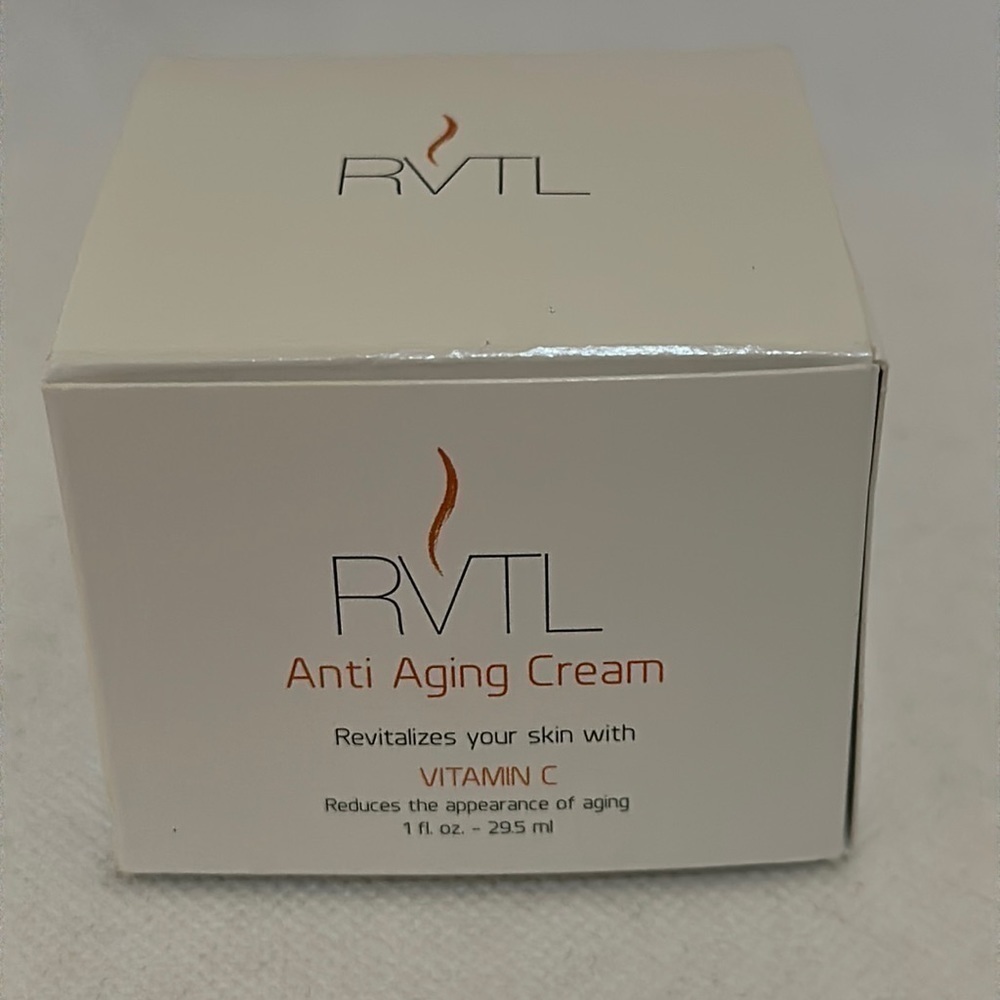 RVTL 1 Fl Oz Anti Aging Cream with Vitamin C - NWT
